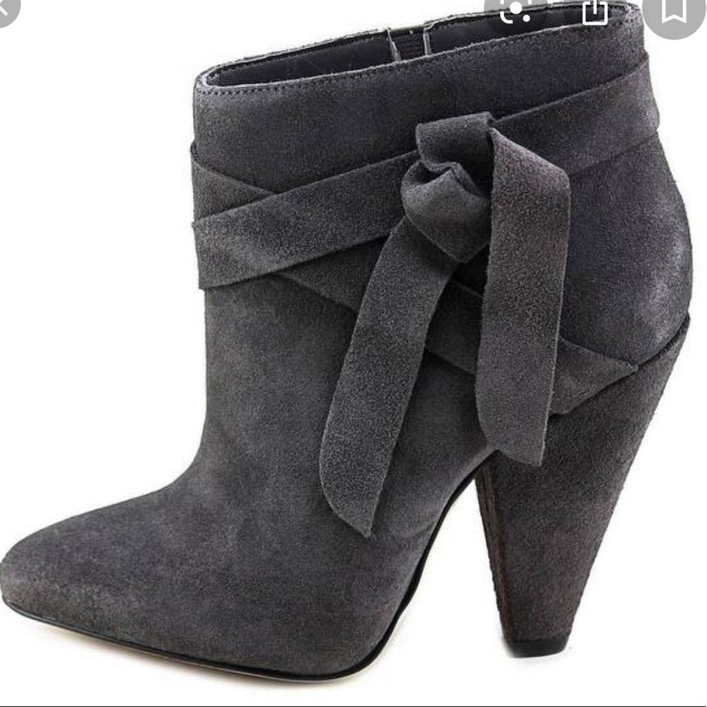 EUC Nine West Grey Suede Booties - Sz 10